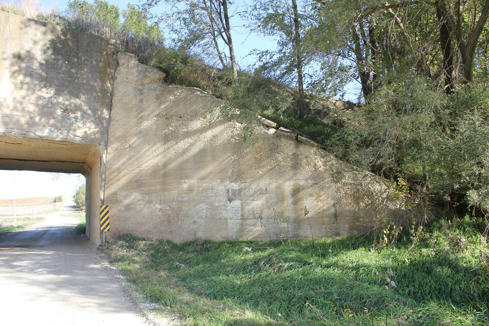 Southeast wing wall
